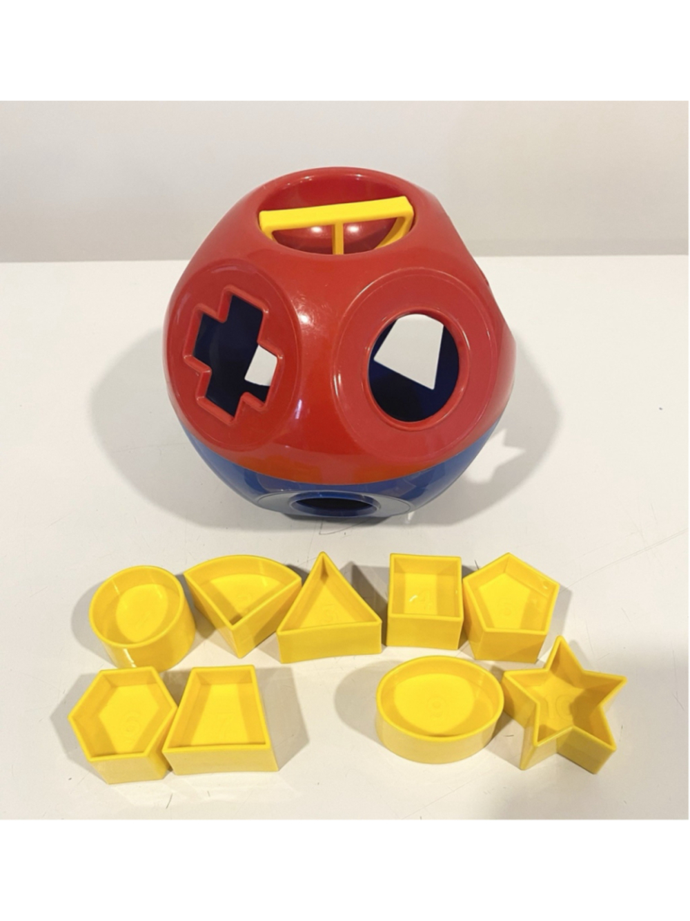 Vintage Tupperware Shape-O Ball Shape Sorter Toy 9 Blocks Incomplete Red Blue